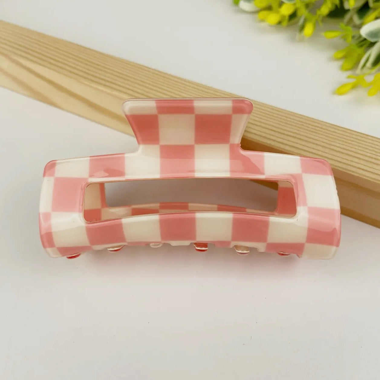 Retro Checker (Pink)